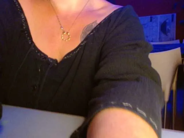 Petitoiseaucoquine Image 10